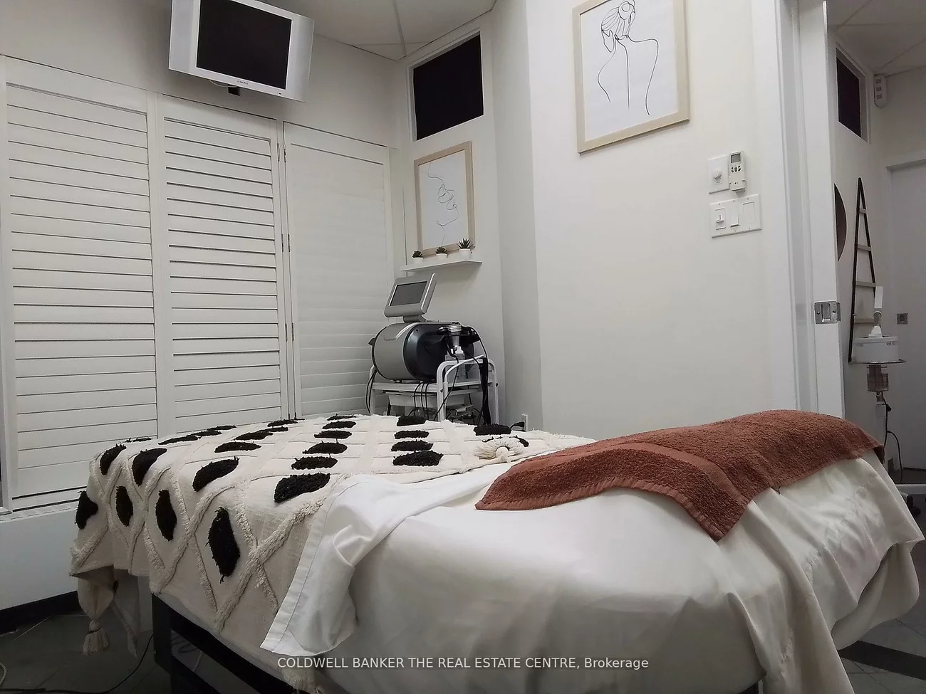 1280, Finch, York University Heights, Toronto