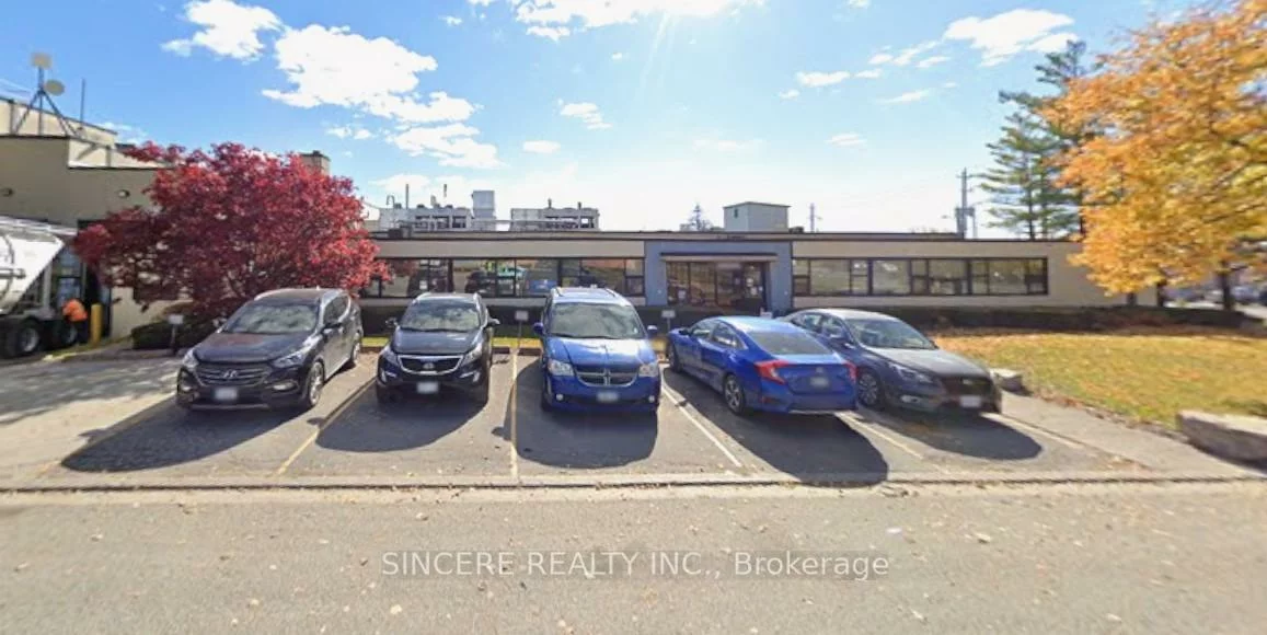 1, Hafis, Brookhaven-Amesbury, Toronto