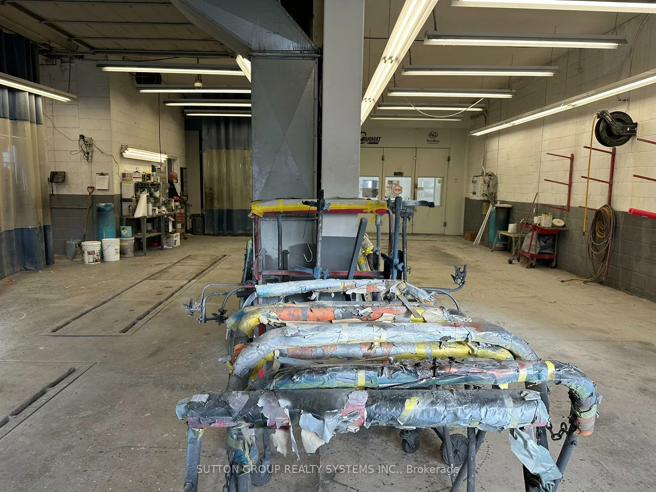 25 & 29, Milford, Brookhaven-Amesbury, Toronto