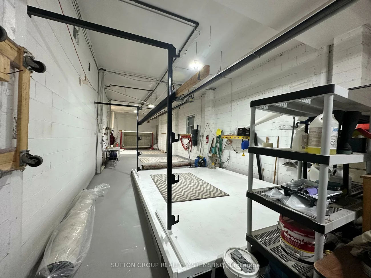 25 & 29, Milford, Brookhaven-Amesbury, Toronto