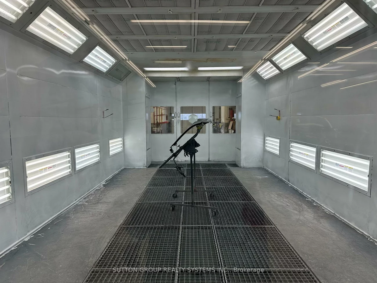 25 & 29, Milford, Brookhaven-Amesbury, Toronto