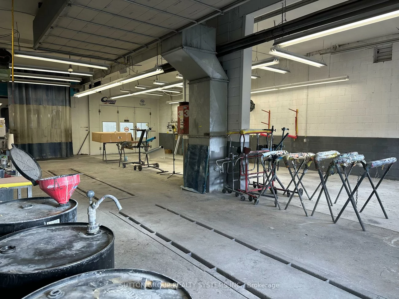 25 & 29, Milford, Brookhaven-Amesbury, Toronto