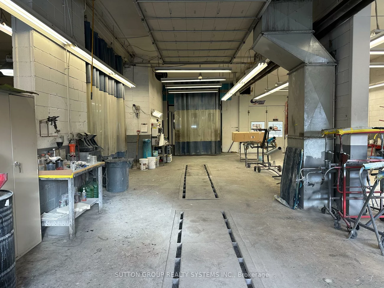 25 & 29, Milford, Brookhaven-Amesbury, Toronto