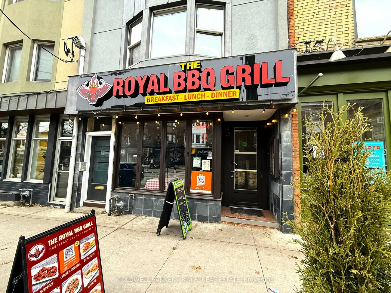 390, Roncesvalles, High Park-Swansea, Toronto