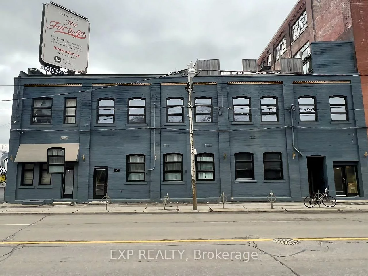 2480, Dundas, High Park North, Toronto