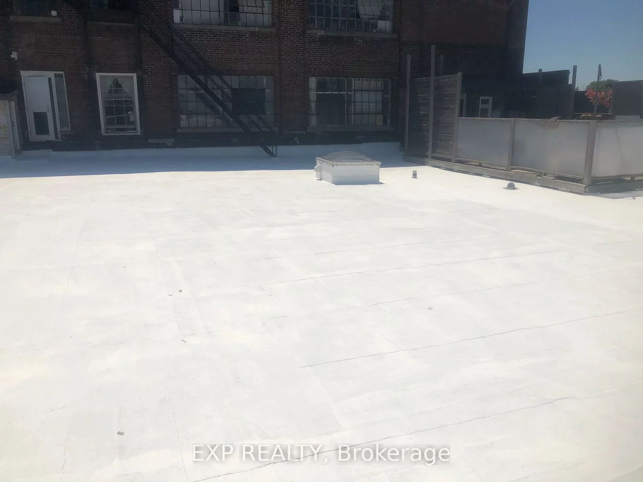 2480, Dundas, High Park North, Toronto