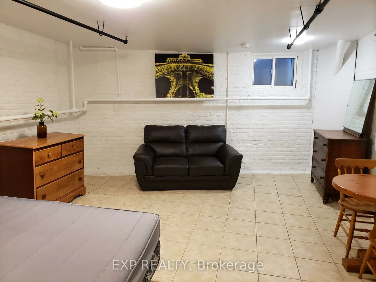 2480, Dundas, High Park North, Toronto