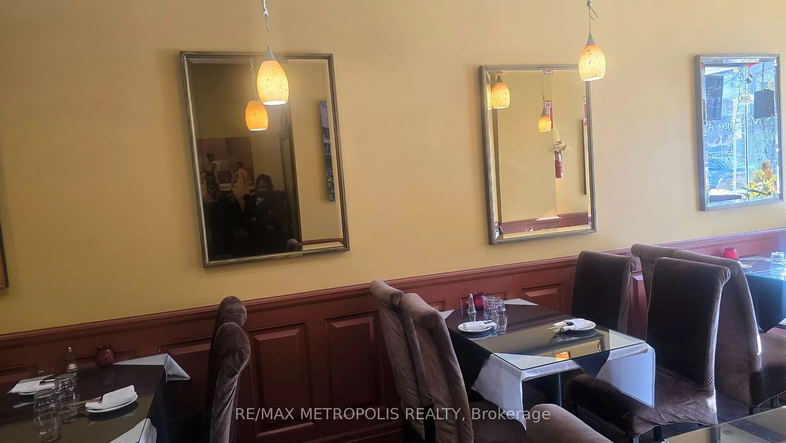 2372, Bloor, Runnymede-Bloor West Village, Toronto