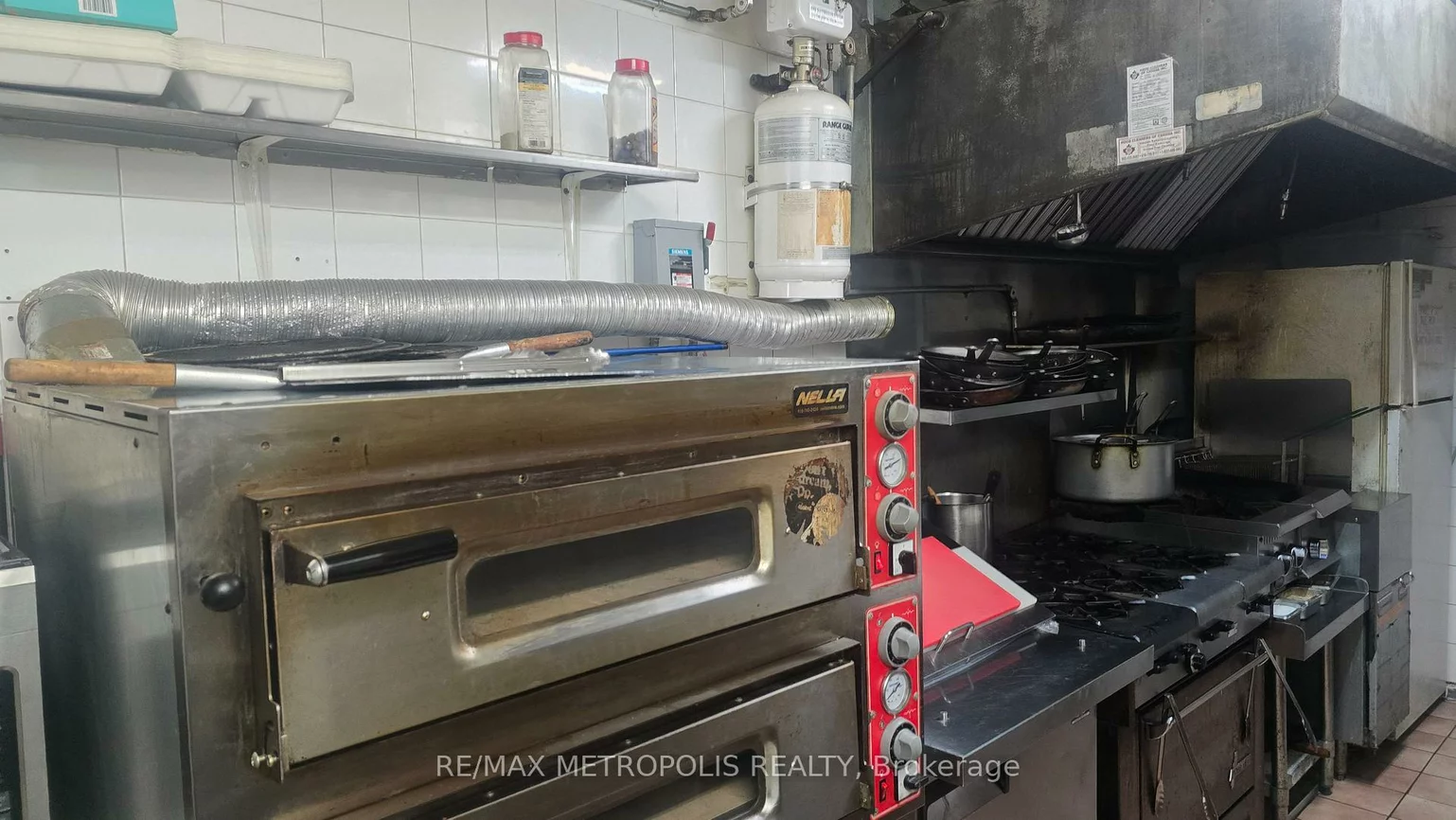 2372, Bloor, Runnymede-Bloor West Village, Toronto