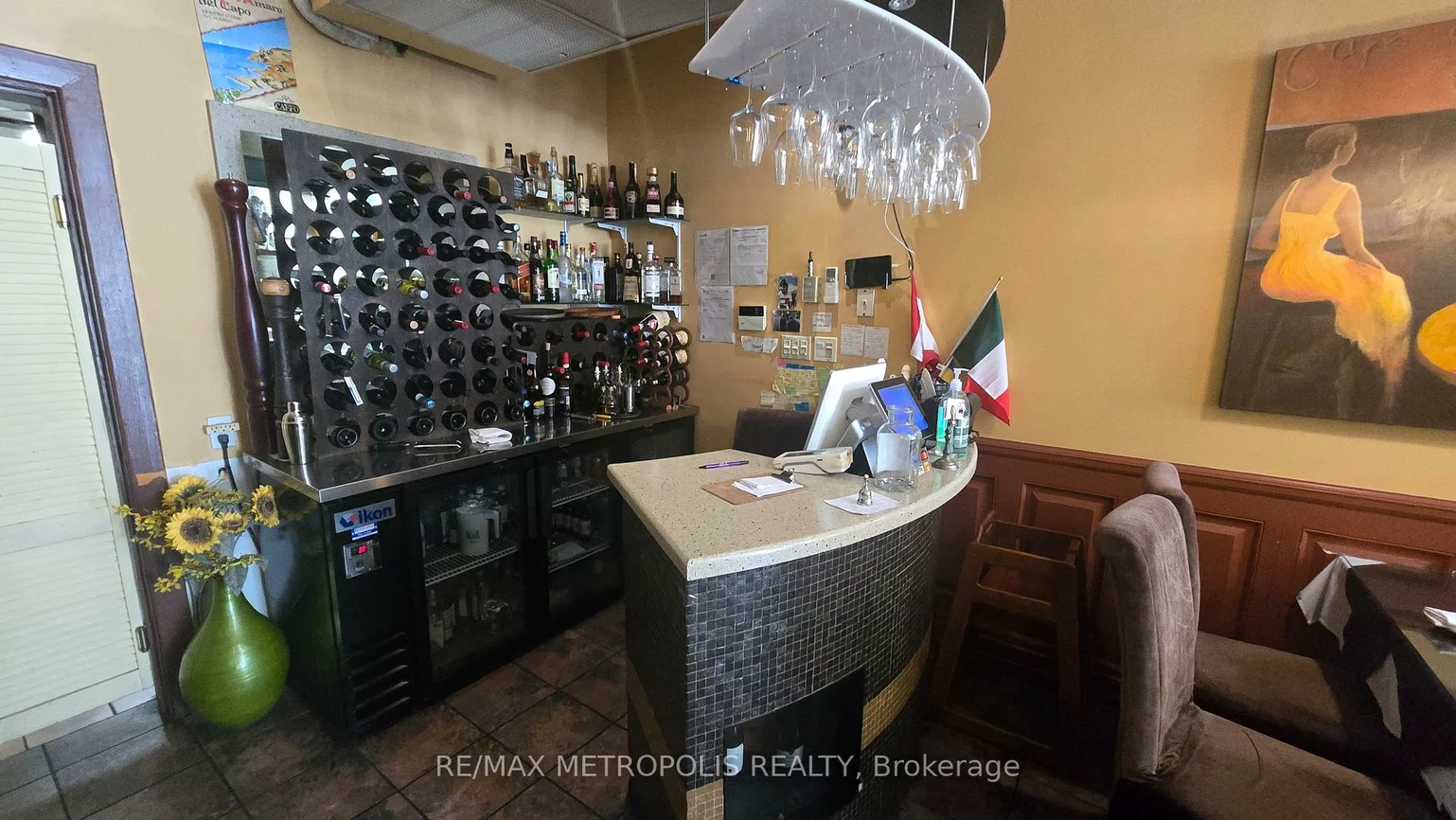 2372, Bloor, Runnymede-Bloor West Village, Toronto