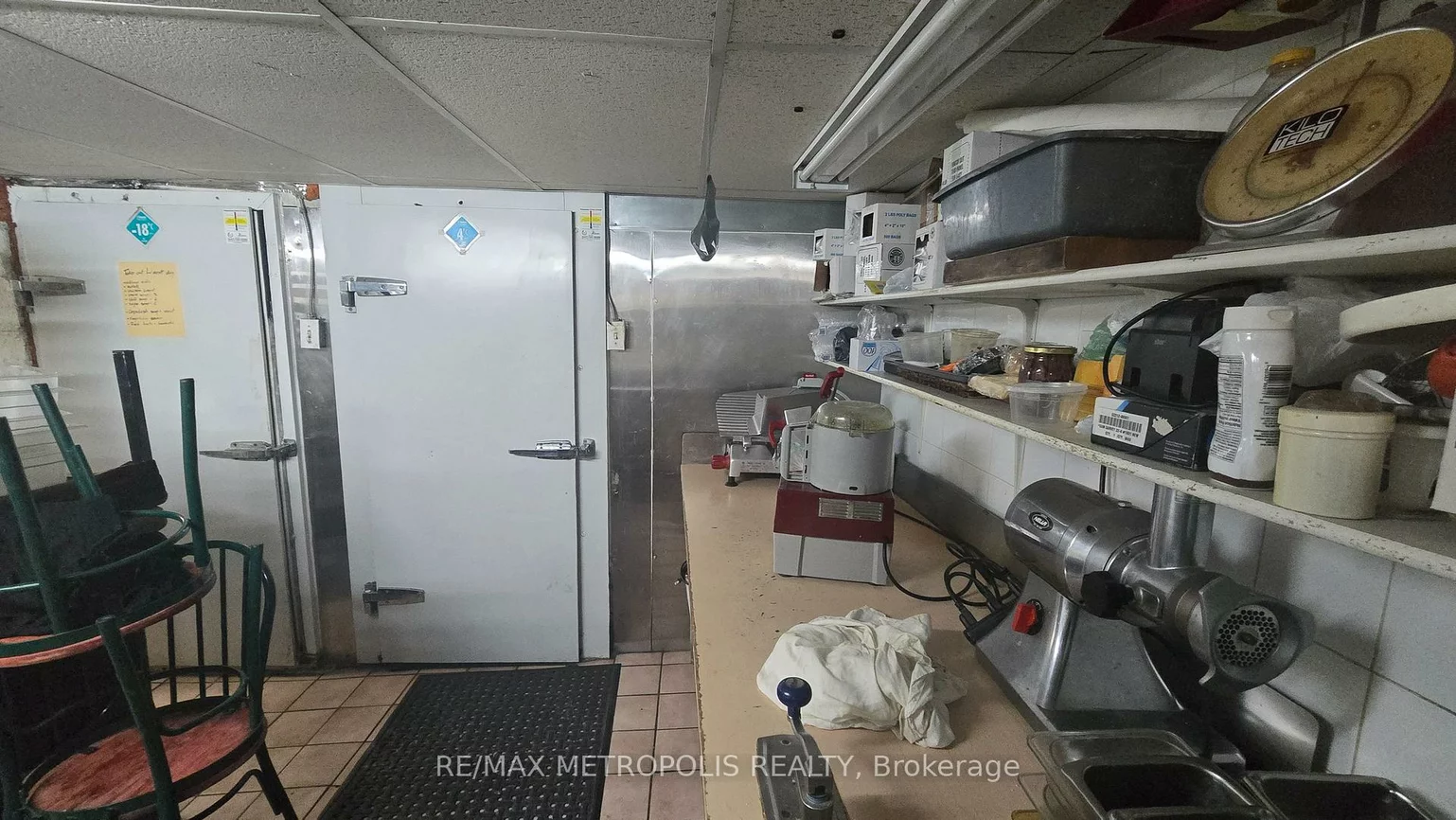 2372, Bloor, Runnymede-Bloor West Village, Toronto