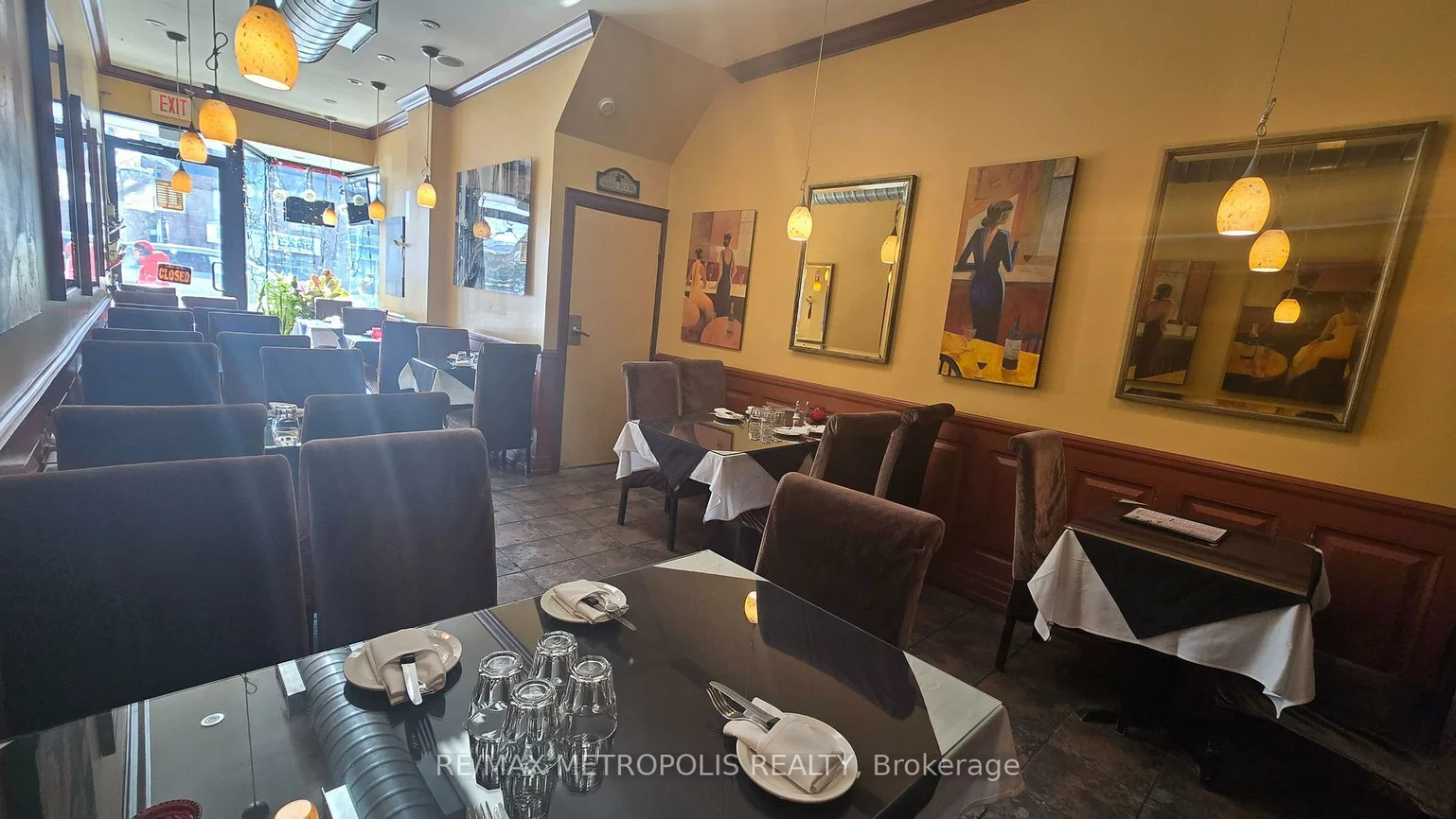 2372, Bloor, Runnymede-Bloor West Village, Toronto