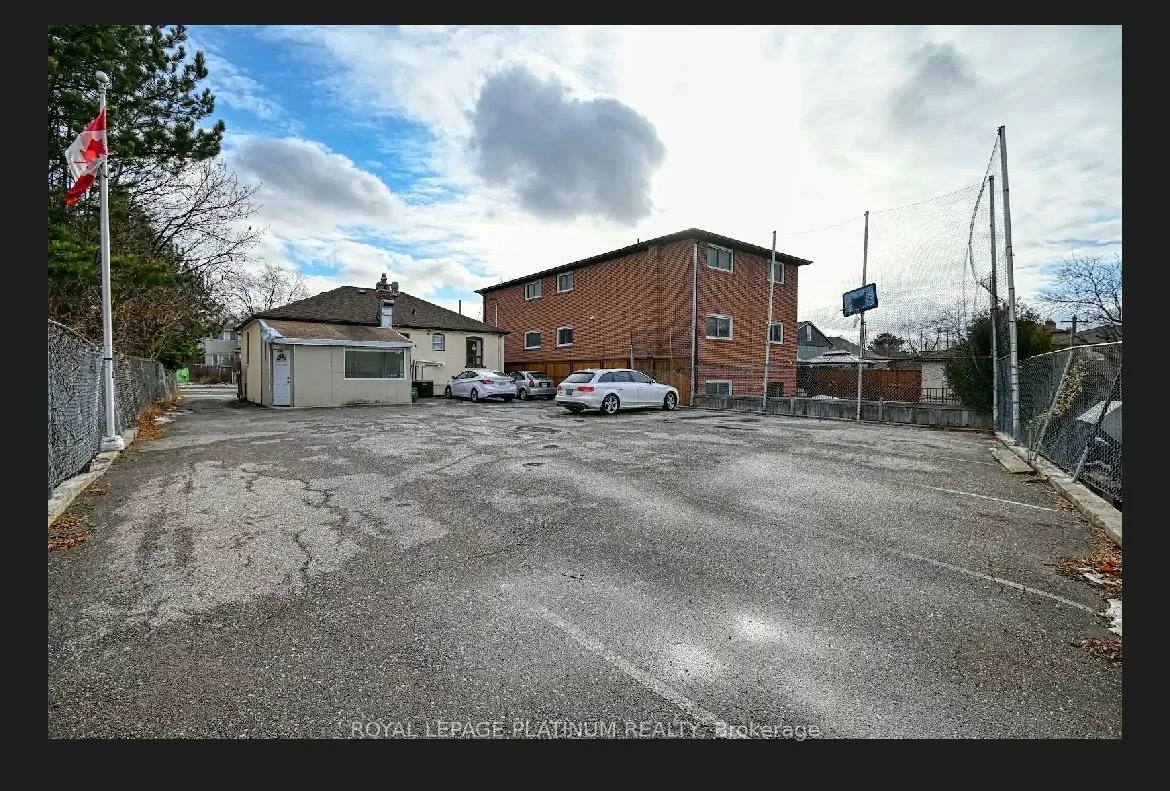 2, Elmhurst, Elms-Old Rexdale, Toronto