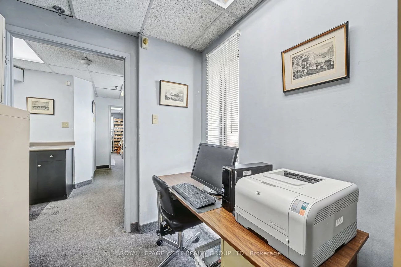 2, Steinway, West Humber-Clairville, Toronto