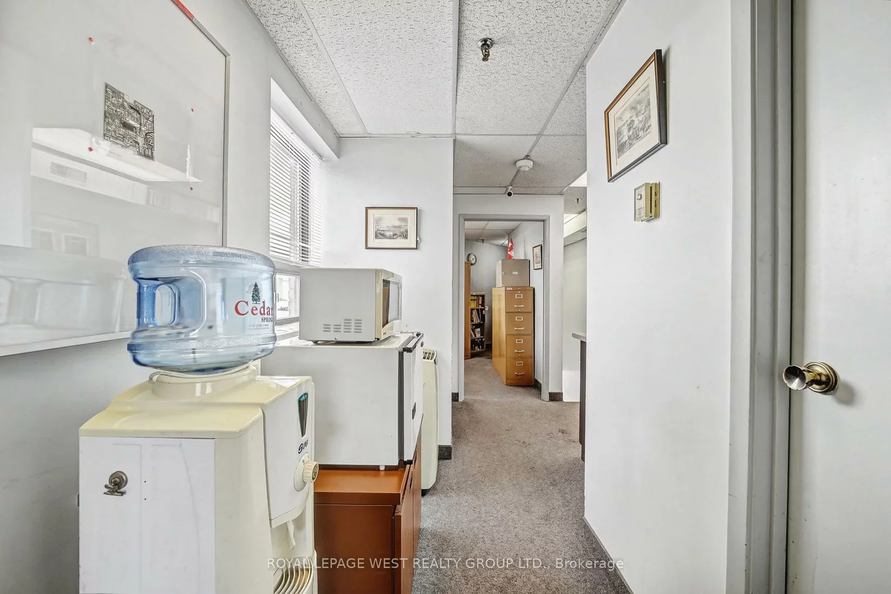 2, Steinway, West Humber-Clairville, Toronto