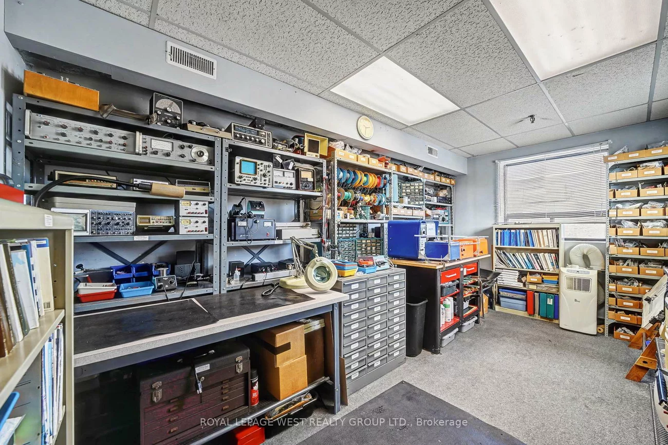 2, Steinway, West Humber-Clairville, Toronto