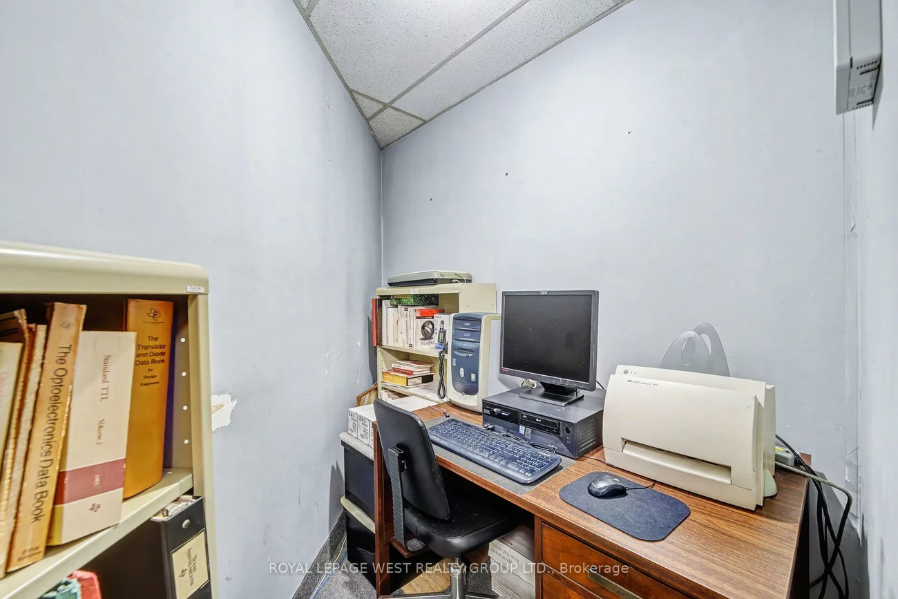 2, Steinway, West Humber-Clairville, Toronto