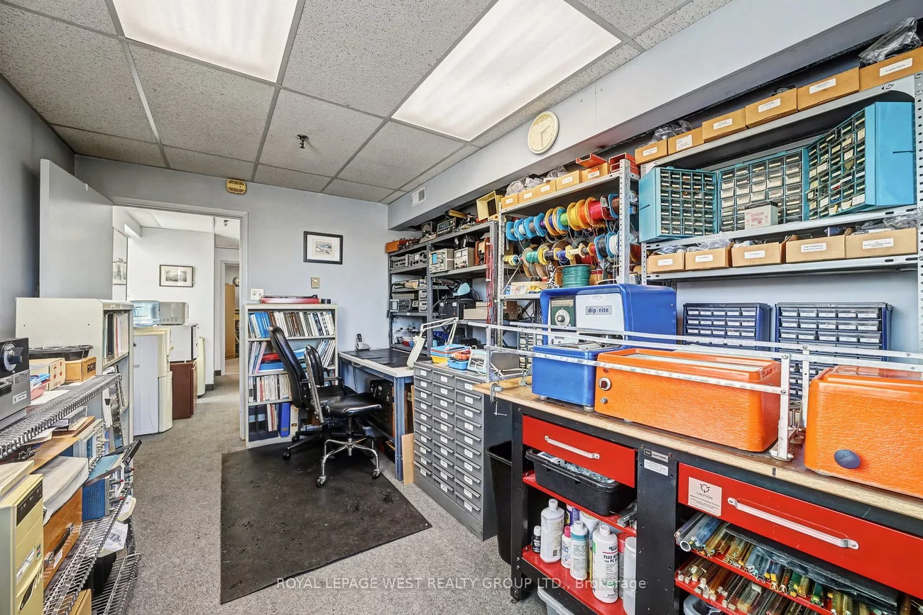 2, Steinway, West Humber-Clairville, Toronto