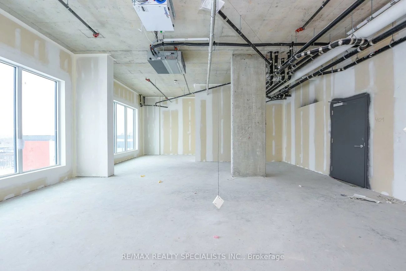 600, Dixon, Willowridge-Martingrove-Richview, Toronto