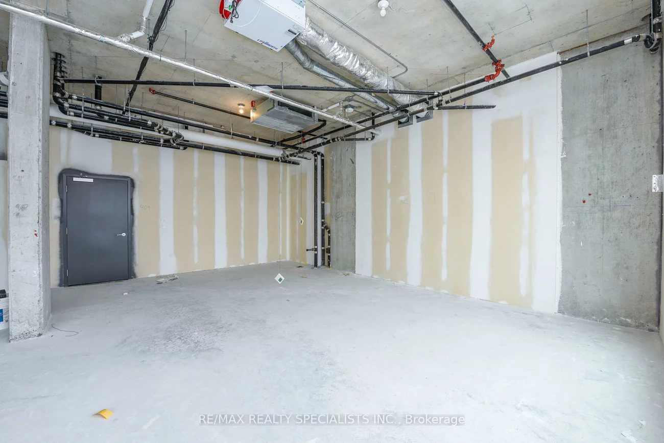 600, Dixon, Willowridge-Martingrove-Richview, Toronto