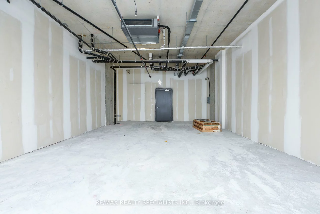 600, Dixon, Willowridge-Martingrove-Richview, Toronto