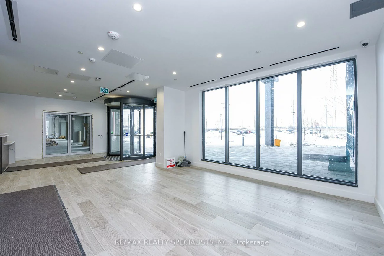 600, Dixon, Willowridge-Martingrove-Richview, Toronto