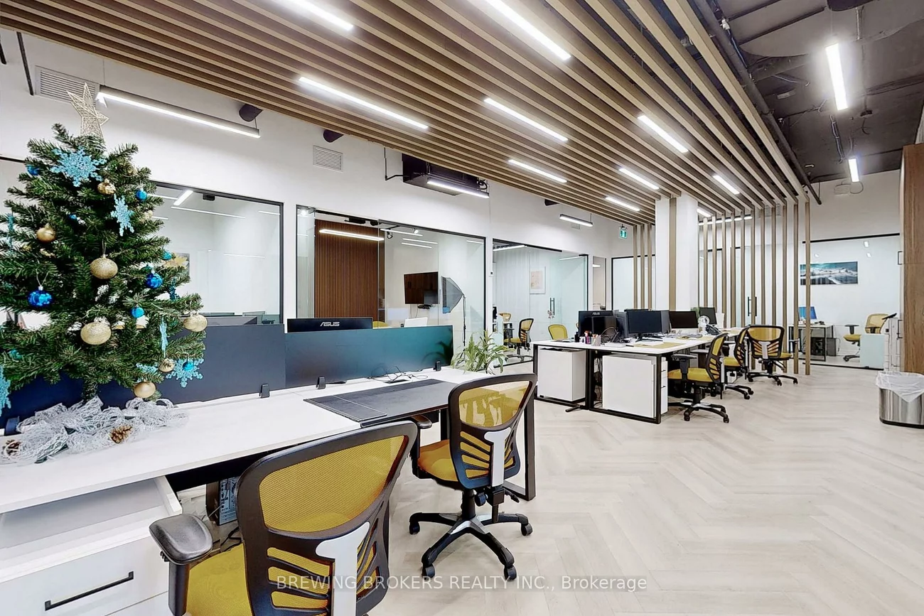 1275, Finch, York University Heights, Toronto