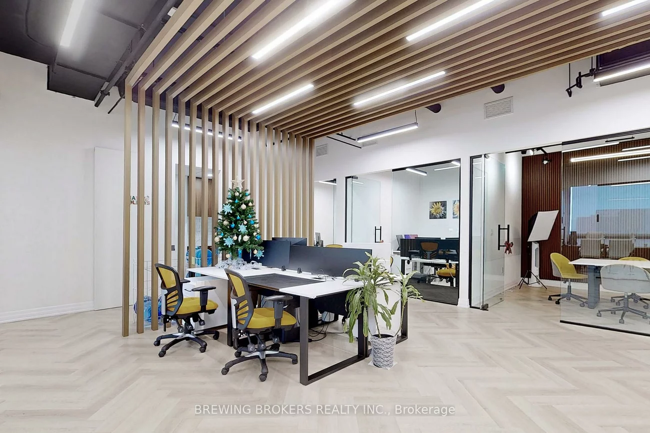 1275, Finch, York University Heights, Toronto