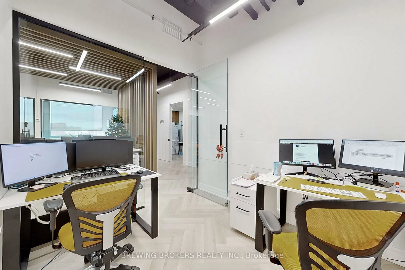 1275, Finch, York University Heights, Toronto