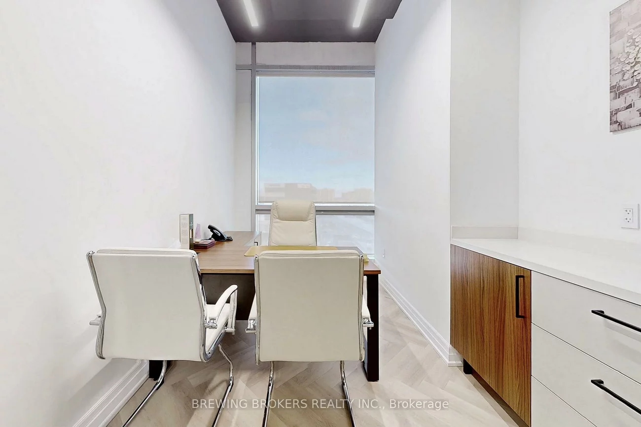 1275, Finch, York University Heights, Toronto