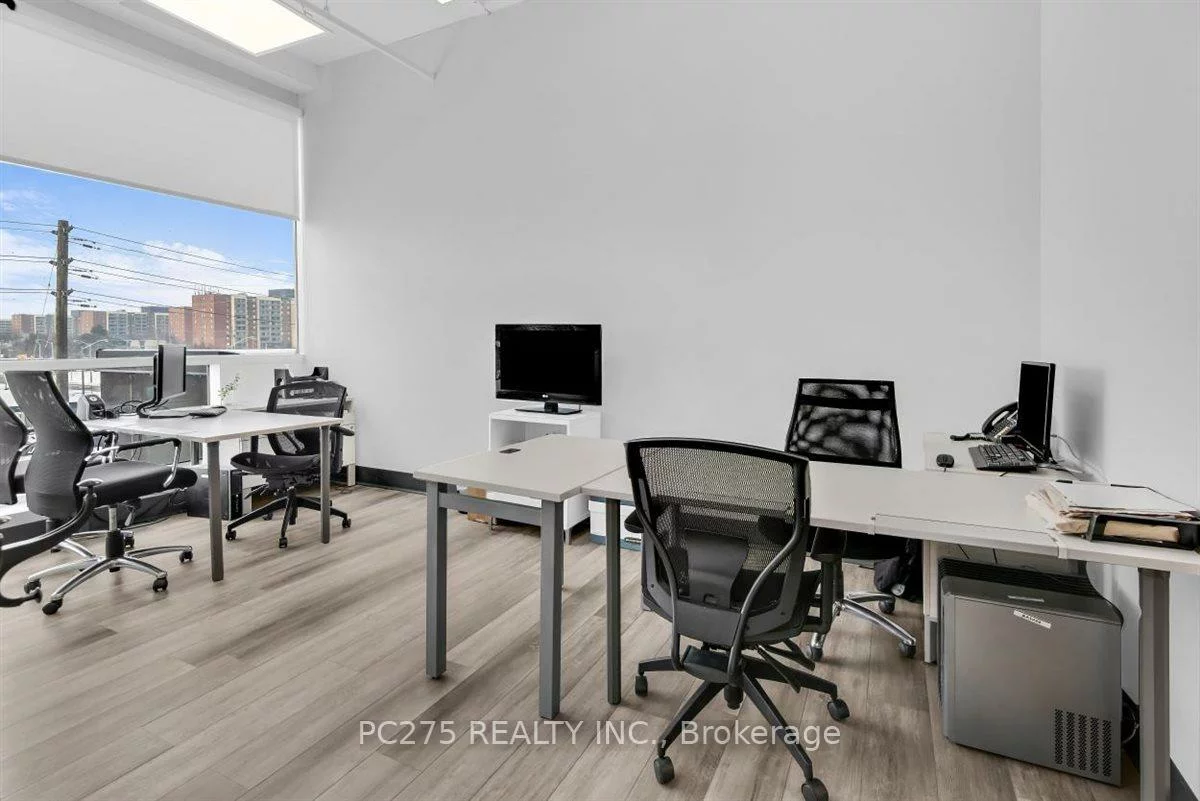 1275, FINCH, York University Heights, Toronto