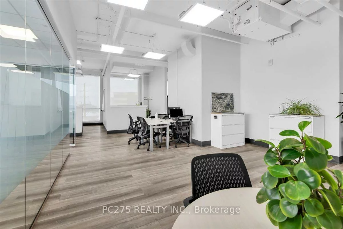 1275, FINCH, York University Heights, Toronto