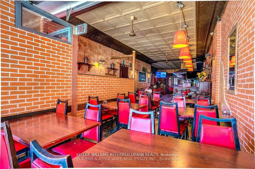 165, Roncesvalles, Roncesvalles, Toronto