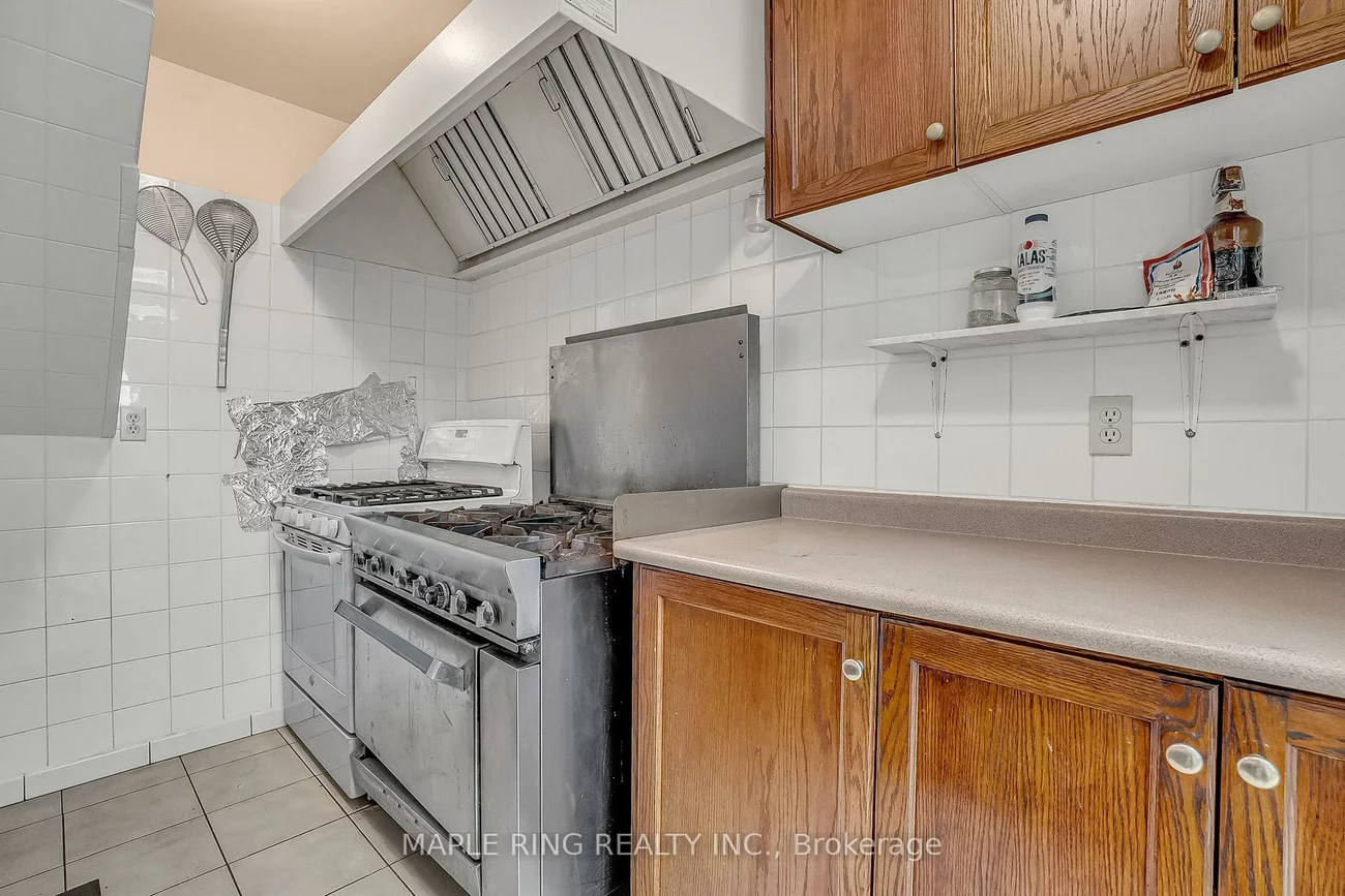 2899, Steeles, York University Heights, Toronto