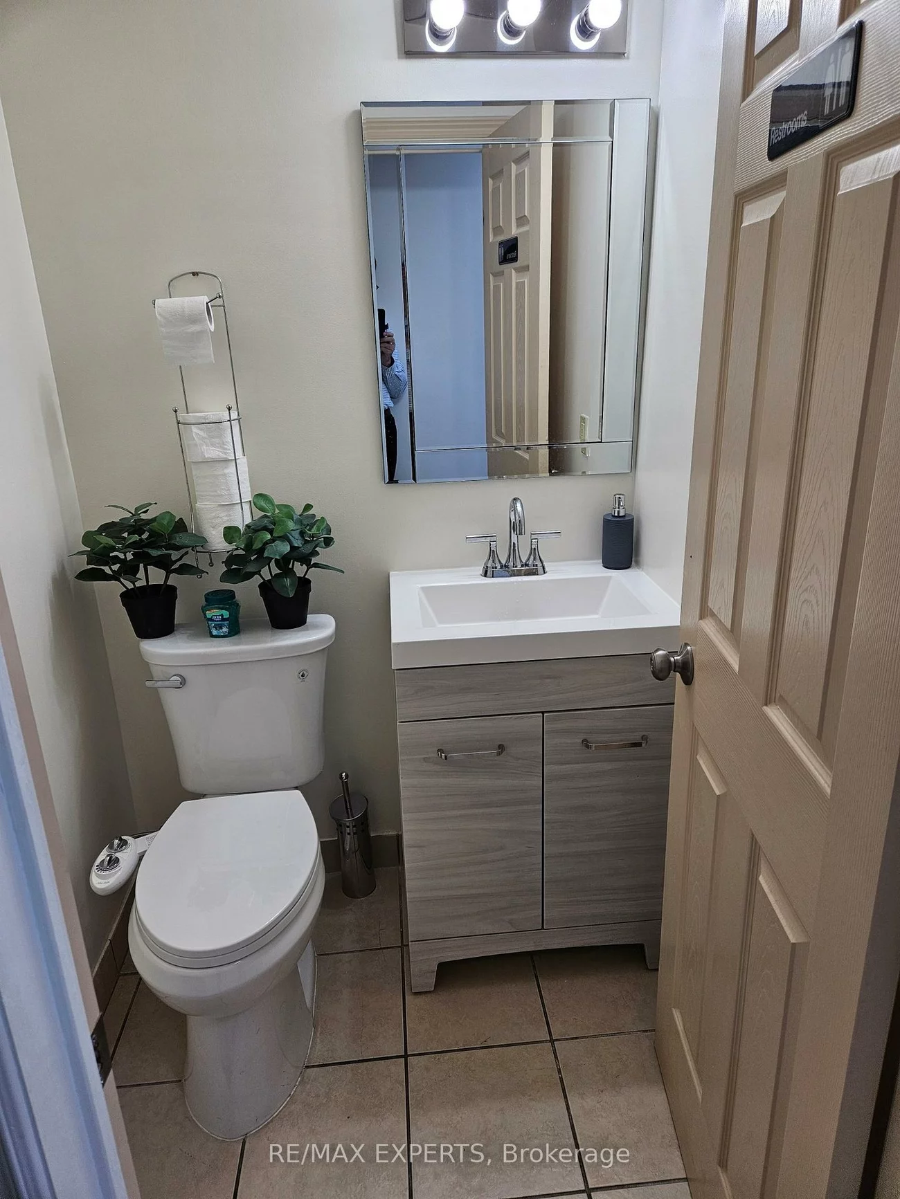 1270, Finch, York University Heights, Toronto