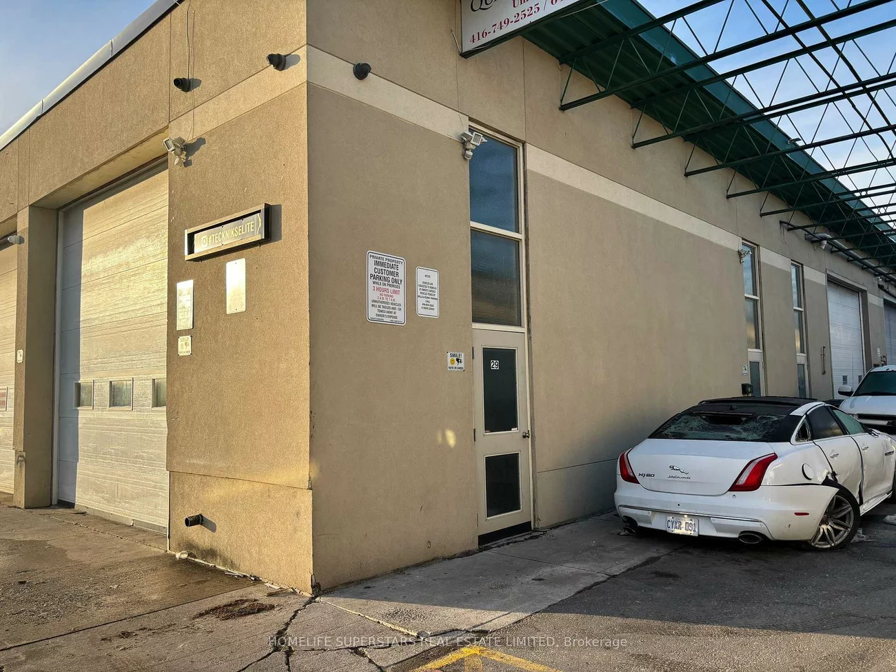 1772, Albion ROAD, West Humber-Clairville, Toronto