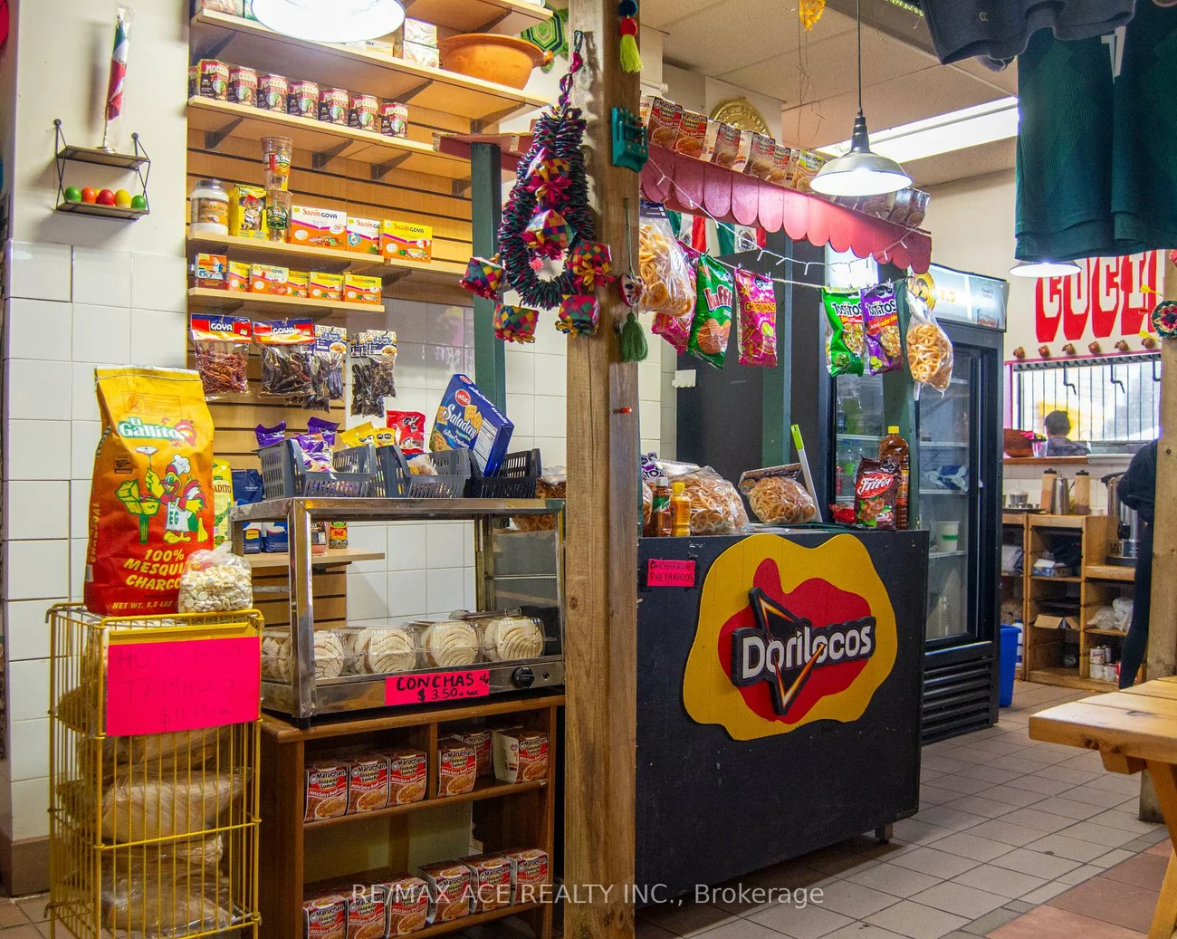 1820, Eglington, Briar Hill-Belgravia, Toronto