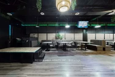 901, Jane, Rockcliffe-Smythe, Toronto