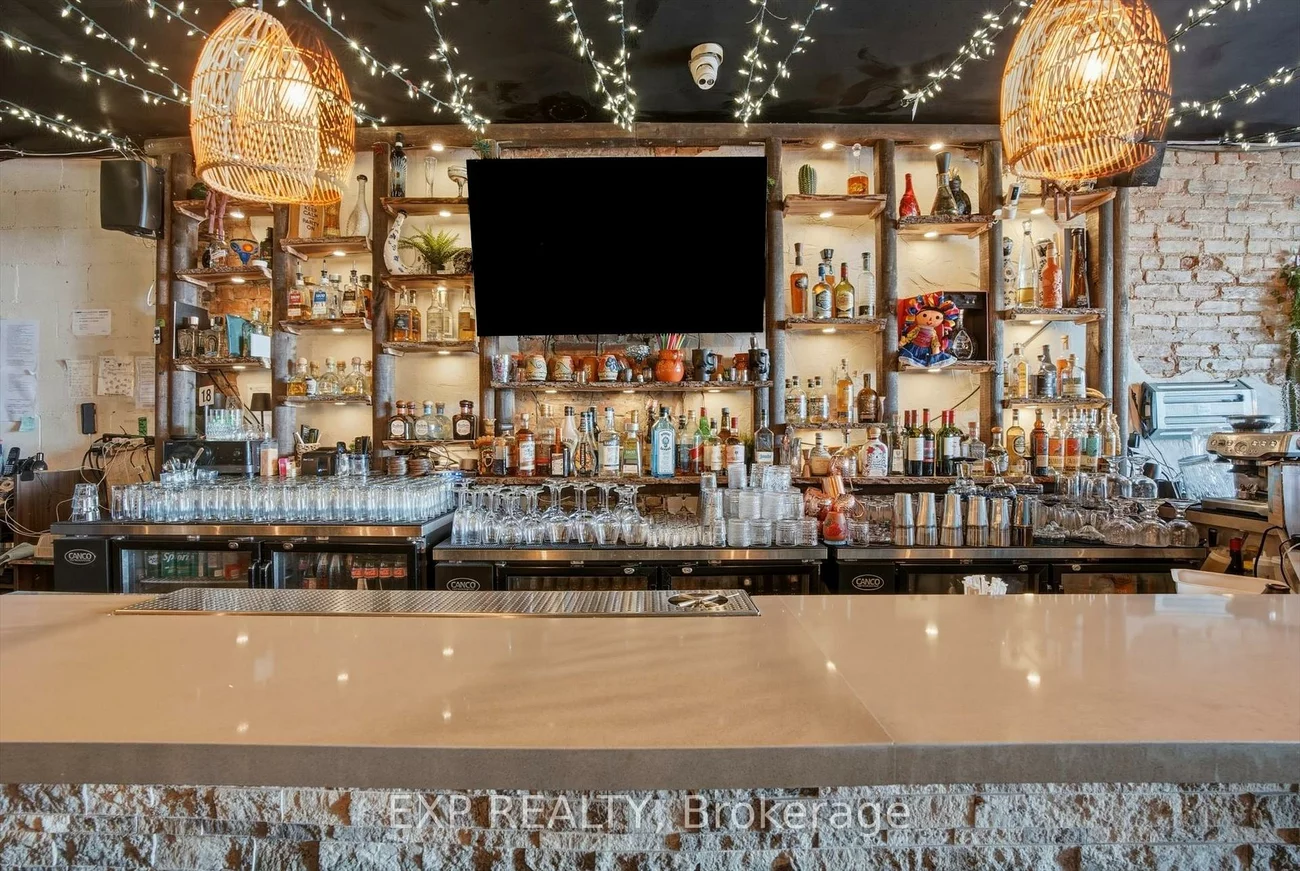 1263, Queen, South Parkdale, Toronto