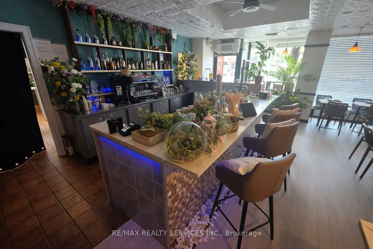 369, Keele, Junction Area, Toronto