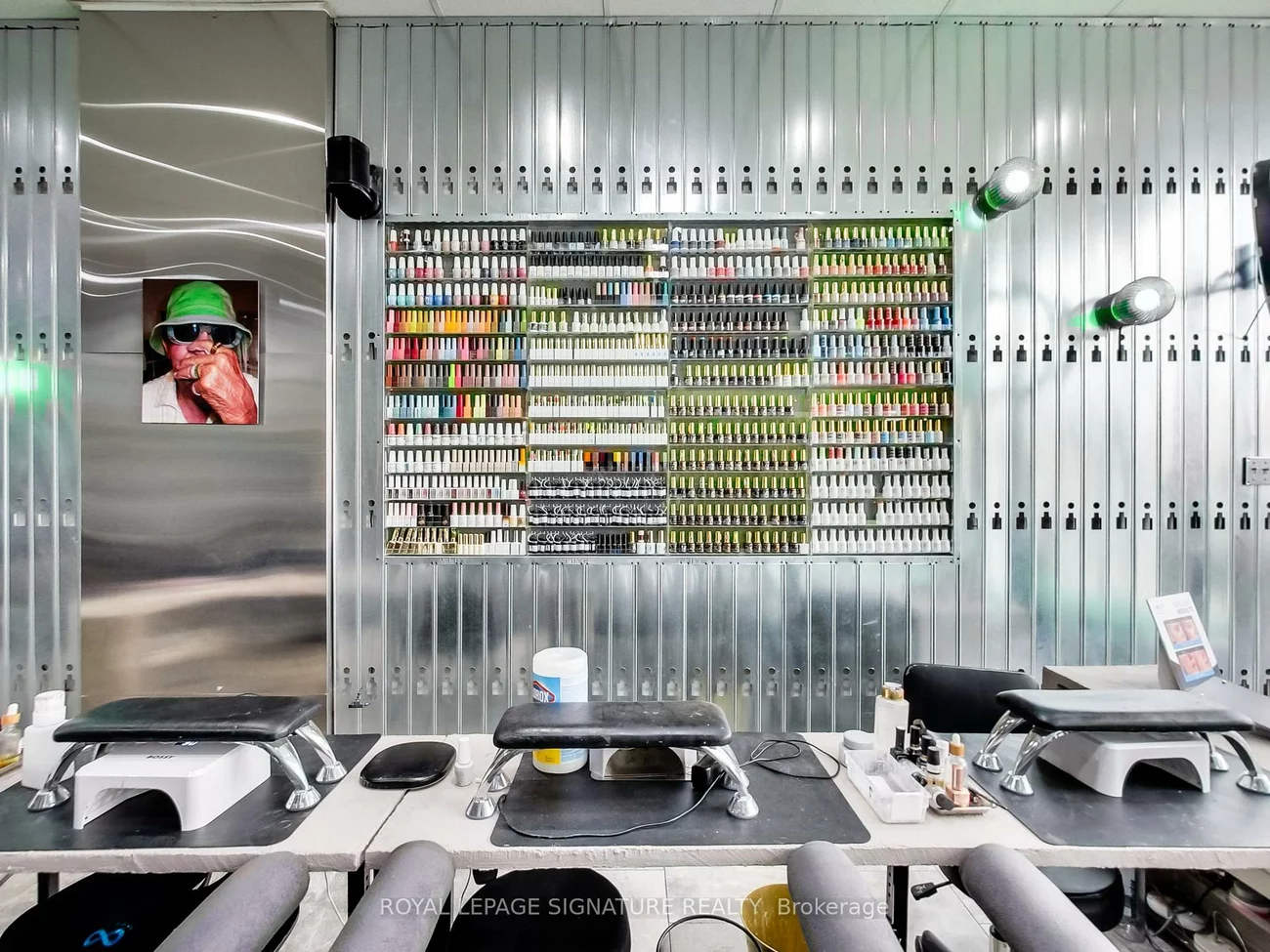 475D, Rogers, Keelesdale-Eglinton West, Toronto