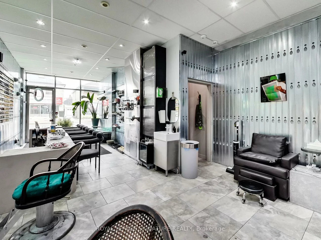 475D, Rogers, Keelesdale-Eglinton West, Toronto