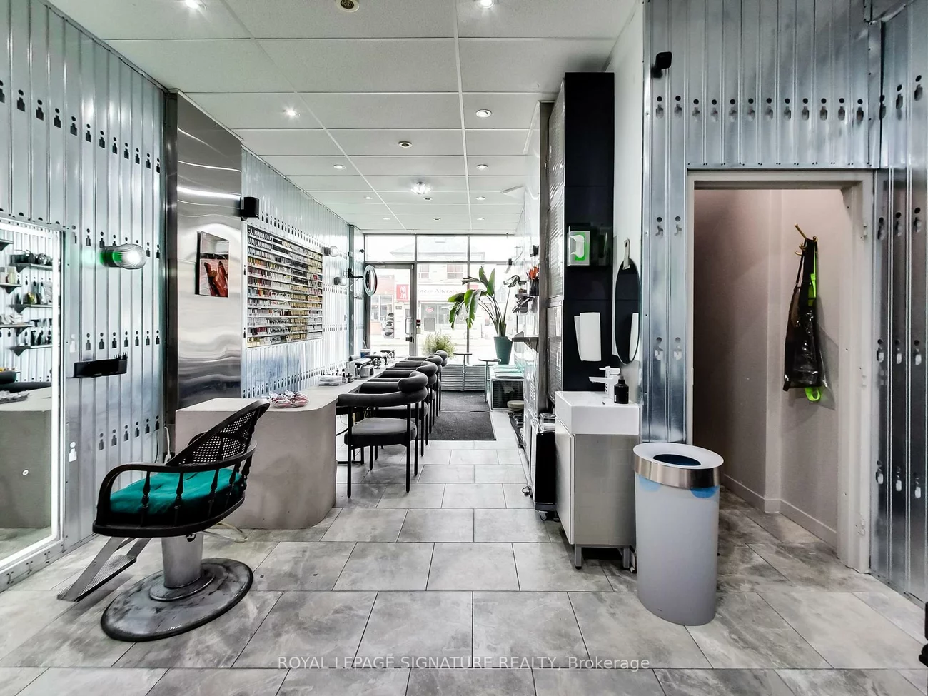 475D, Rogers, Keelesdale-Eglinton West, Toronto