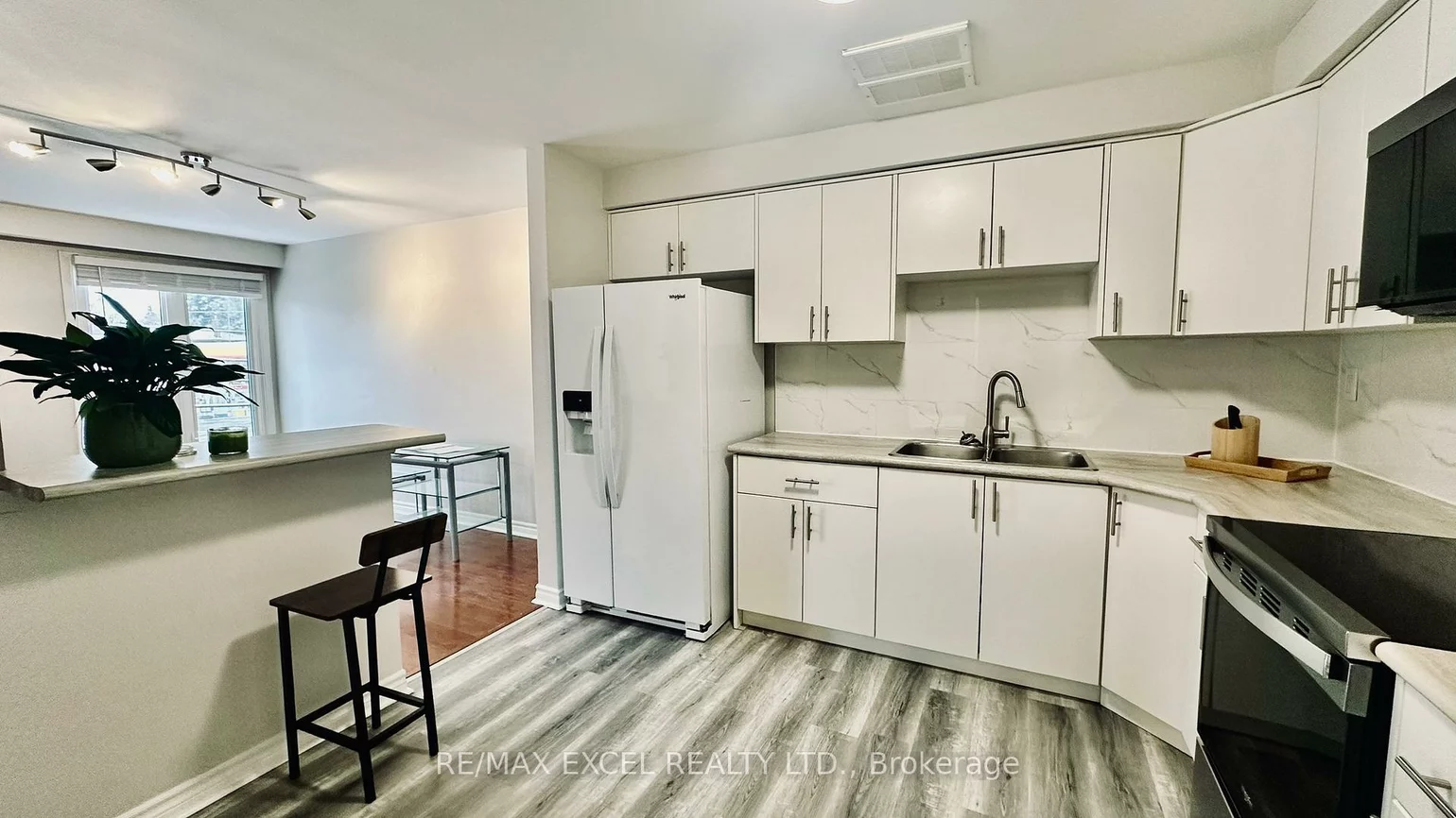 675, The Queensway, Stonegate-Queensway, Toronto