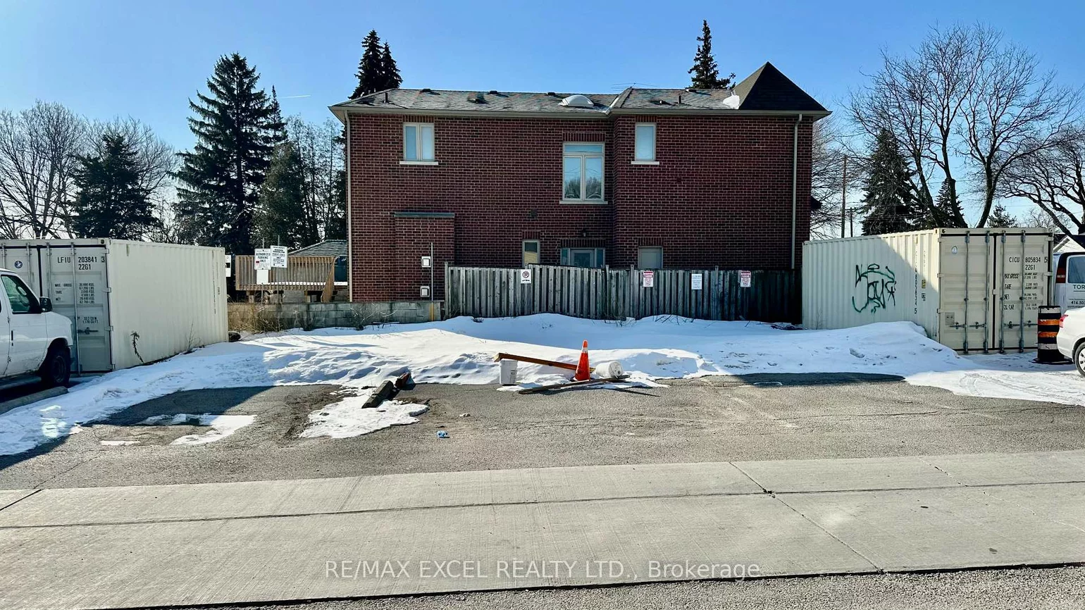 675, The Queensway, Stonegate-Queensway, Toronto