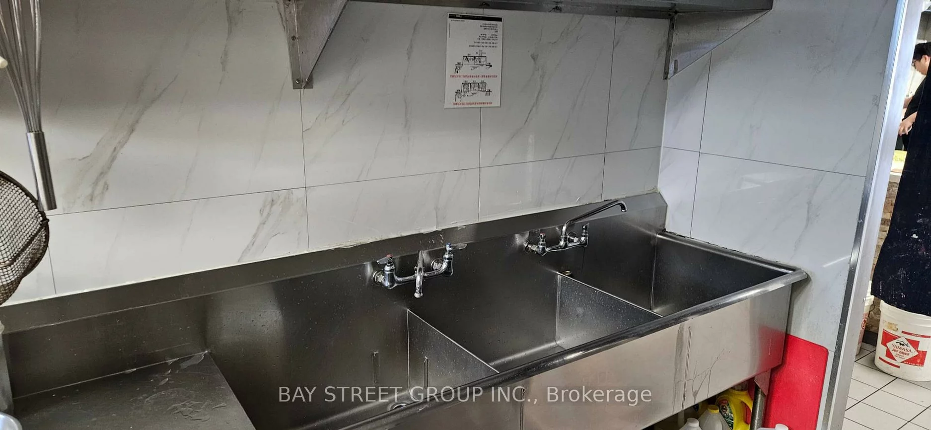 1662, Eglinton, Briar Hill-Belgravia, Toronto