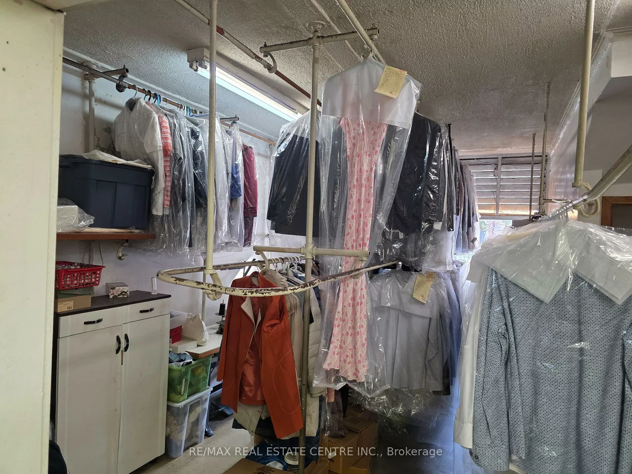 262, Jane, Lambton Baby Point, Toronto