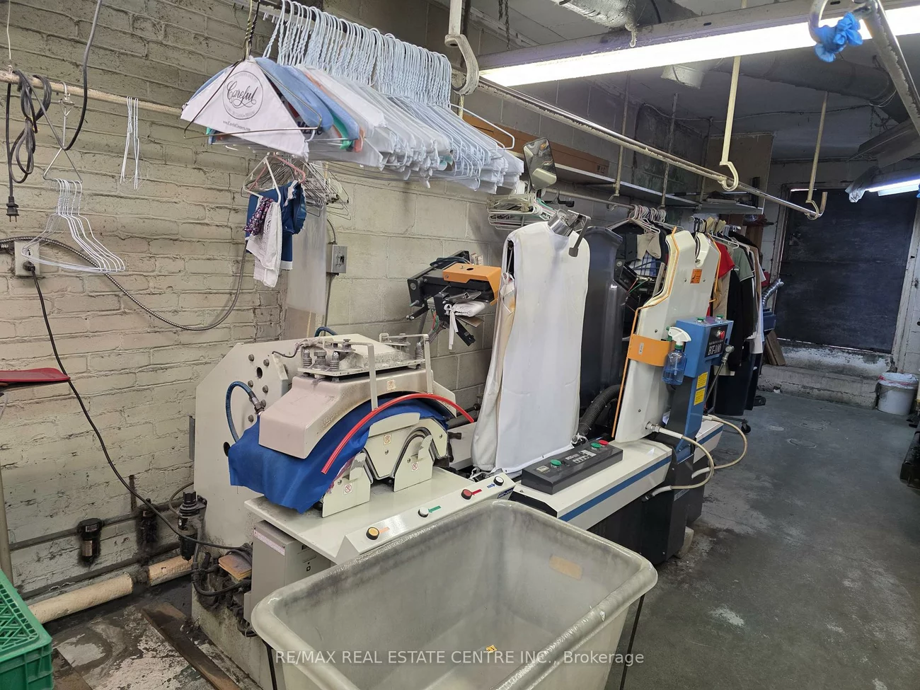 262, Jane, Lambton Baby Point, Toronto