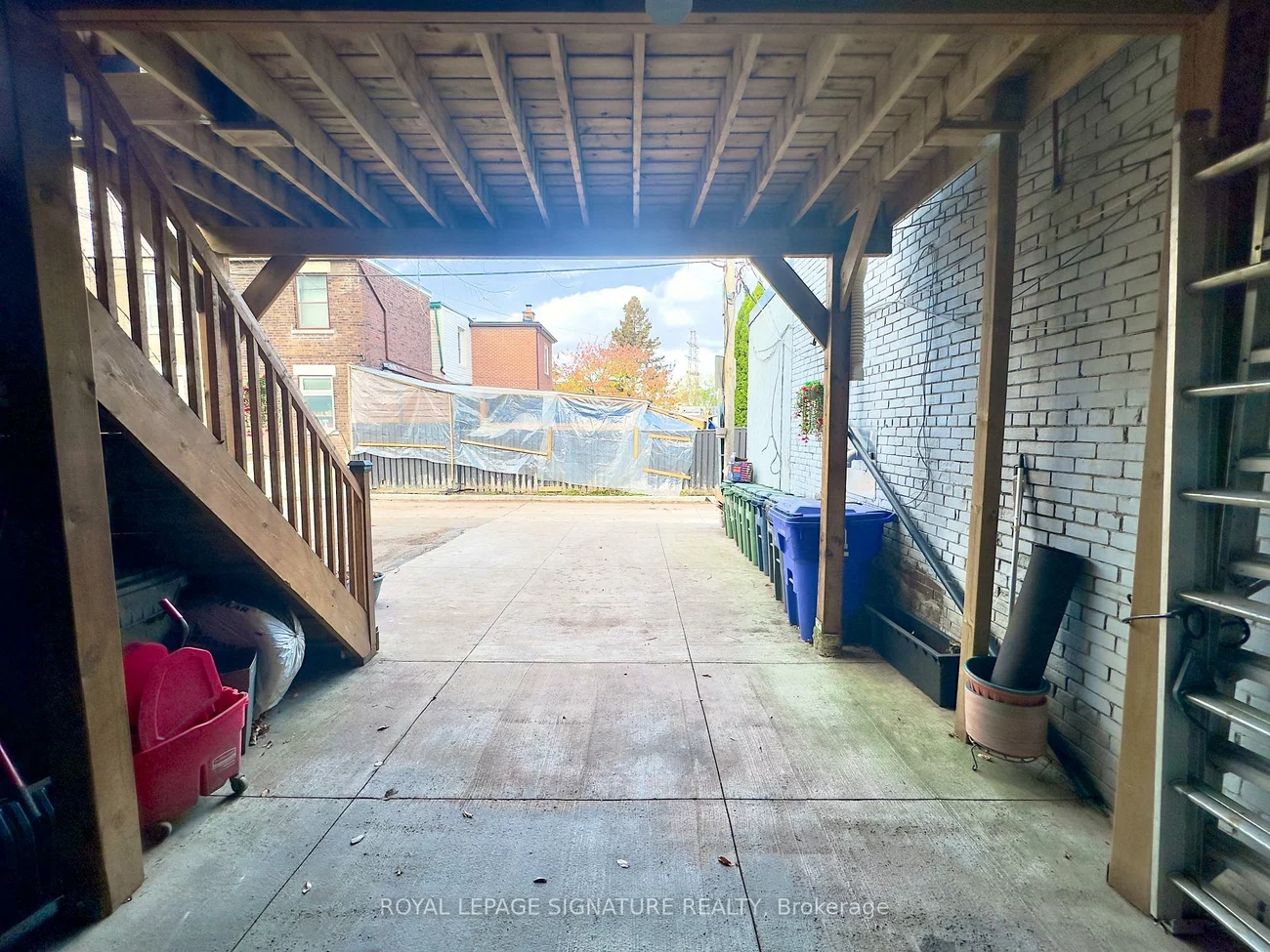 1768, St Clair, Weston-Pellam Park, Toronto