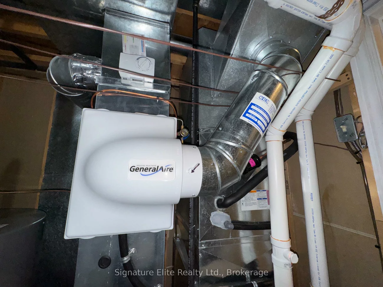 2138, Eglinton, Briar Hill-Belgravia, Toronto